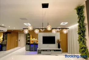 Duplex de Luxo com Vista Panorâmica para o Parque - Image 2