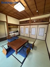 Free Parking KutsurogiTei 出雲街道津山城東くつろぎ亭 #LKx - Image 1