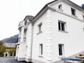 Villa Hillside Apartment - Image 2
