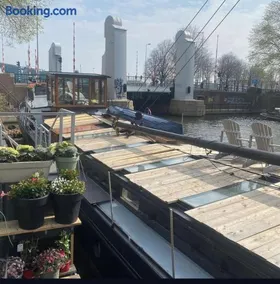 Houseboat Reussi - Image 3