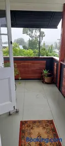 Kyogle's White House - 2 or 3 Bedrooms - Image 2