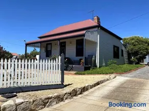Charming 3 bedroom wine country cottage - Image 5