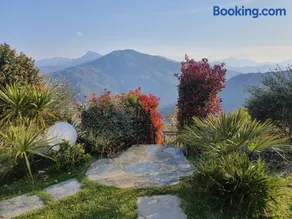 maison de charme avec piscine et vue exceptionnelle - Image 3