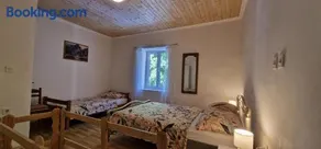 Studio Apartman Kaštel Kambelovac - Image 4