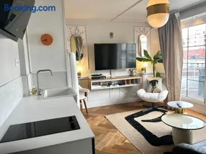 le Boudoir de Longchamp - Image 1