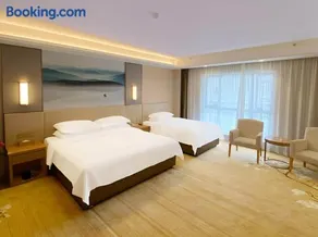 Vienna International Hotel Yichang Gezhouba Sanxia Culture Tiandi - Image 4
