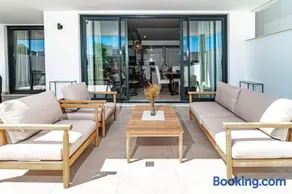 Lme4Bb Sb4Bb- Apotel Las Mesas By Roomservices - Image 2