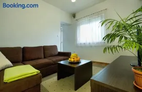 Cool & charming apartment - Image 3