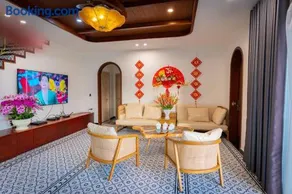 B'Villa Luxury - Image 3