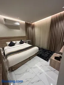 Anwar AlBaraka Hotel فندق انوار البركة - Image 1