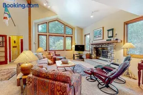Juniper Haven Retreat - Image 4