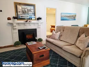 Annies B and B - Image 1