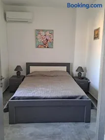 House of Happiness - Image 4