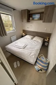 Mobil home avec 2 chambres à coucher pour 4 personnes - Image 3