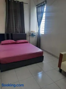Ratu Musleem Homestay - Image 2