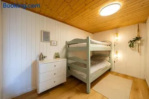 Peaceful Alpine Hideaway - Hot Tub & Terrace - Image 4