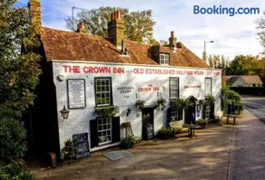 The Crown Inn - Image 1