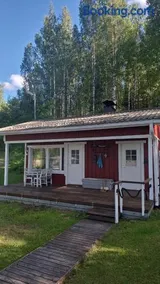 Saunamökki järven rannalla - Image 2