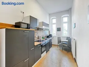 Ferienwohnung Villa Nieske - Jugendstil Denkmal, free WLAN & Parken, Self Check-In, Smart-TV - Image 3
