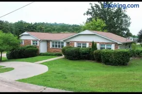 Holiday Road - Image 1