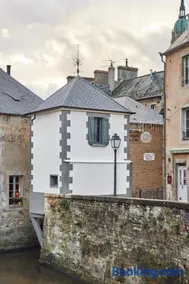 La Plus Petite Maison De France - Image 2
