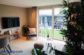 Stijlvol ingerichte bungalow aan de Westerschelde - Image 1