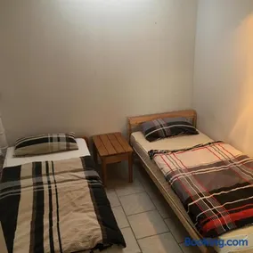 Einfache Monteurwohnung mit kostenlosem Parkplatz - Image 2