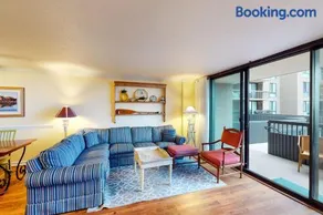 Sea Colony Ocean 1st floor condo with basketball court free WiFi & shared sauna - Image 4