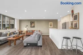 Spacious 2-bedroom apartment in Waterloo - Image 2