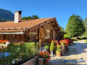 Nickis Bergcamp - Image 1