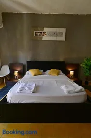 New Valletta 1 bedroom city centre apartment with Terrace and Views - Image 3