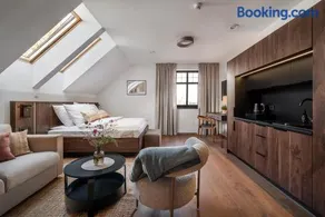 Apart House - Image 3