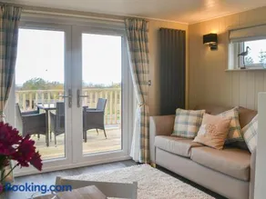 Merlin's Cabin - Image 2