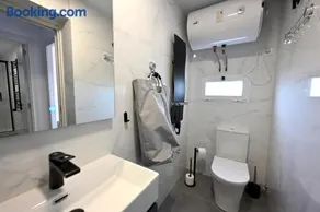 Victoria Apartment - Image 4