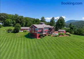 Deep Creek Manor - Image 1