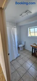 Pinegrove Cottage - Unit2 - Image 2