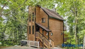 Breathtaking Mtn Views, Hot Tub, Sauna, Pool, close to Downtown! - Image 2