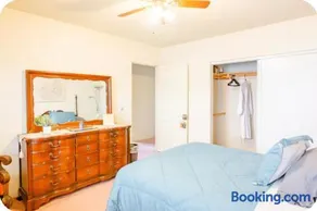 Sacred Heart House - Image 3