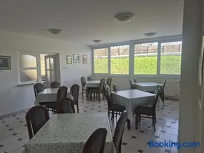 Torna Club Panzió - Image 2