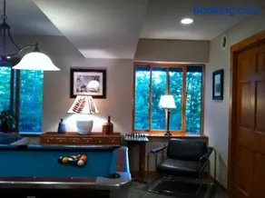 The Catskill Cabin - Image 3