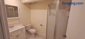 Century House on Quarter acre lot - Image 2