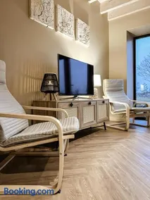 Svencele Lounge Apartments - Image 2