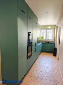 Paris Queen Suite with Aircondition - Image 2