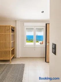SEA La Vie Seafront Apartment, Kalogria Beach - Image 3