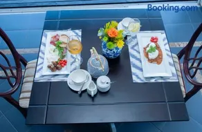 129inHarties Lodge and SPA - Image 2