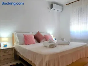 Sazani's Place - Image 1