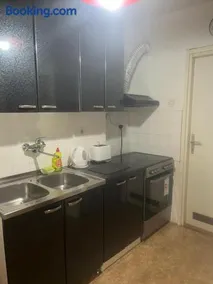 Danube Apartment - Image 4