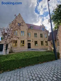 The Cleyhem House - Image 1