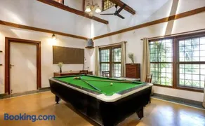 SaffronStays Laburnum House - 3BHK Pet-Friendly Villa with Pool, Lawn & Countryside Views - Image 5