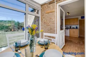 2 Bed in Docking oc-2212 - Image 5